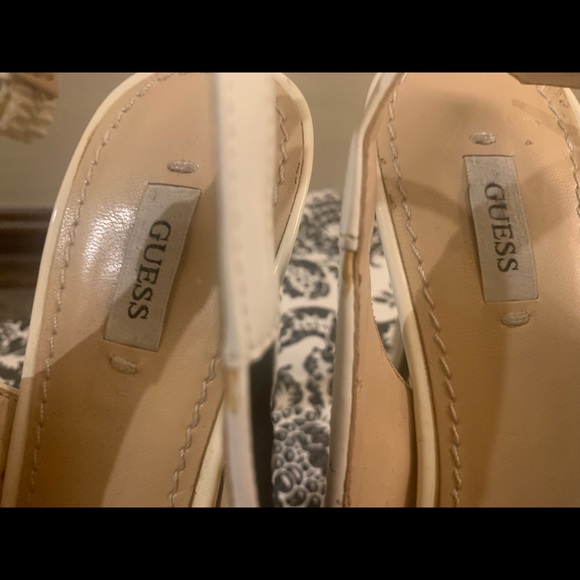 Guess black and white polka dot peep toe heels - Picture 4 of 5